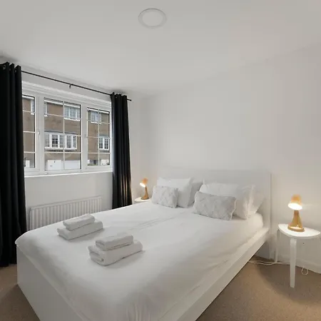 2 Bed In Oc-lr200 * Windermere