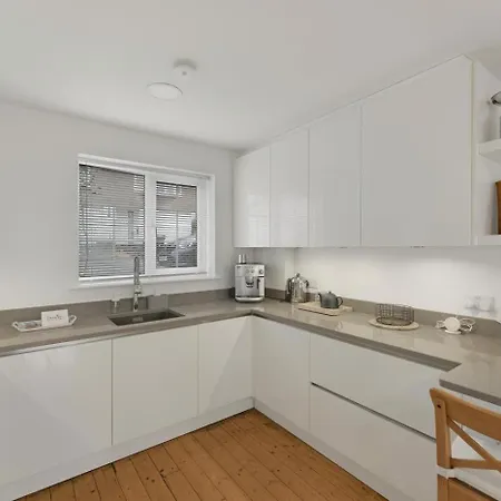 2 Bed In Oc-lr200 Windermere