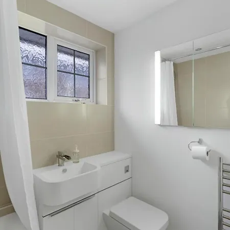 2 Bed In Oc-lr200 * Windermere